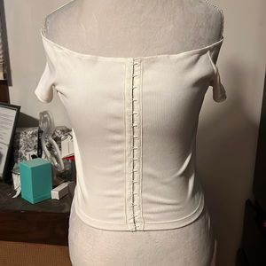 Topshop size 8 on or off the shoulder crop top